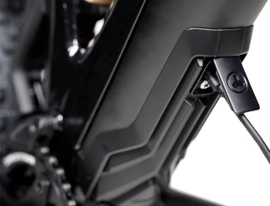 Fazua - Cache Pour Port Mini USB Moteur Ride 50 Trail / Street. 2 Fazua - Cache Pour Port Mini USB Moteur Ride 50 Trail / Street. – Image 2